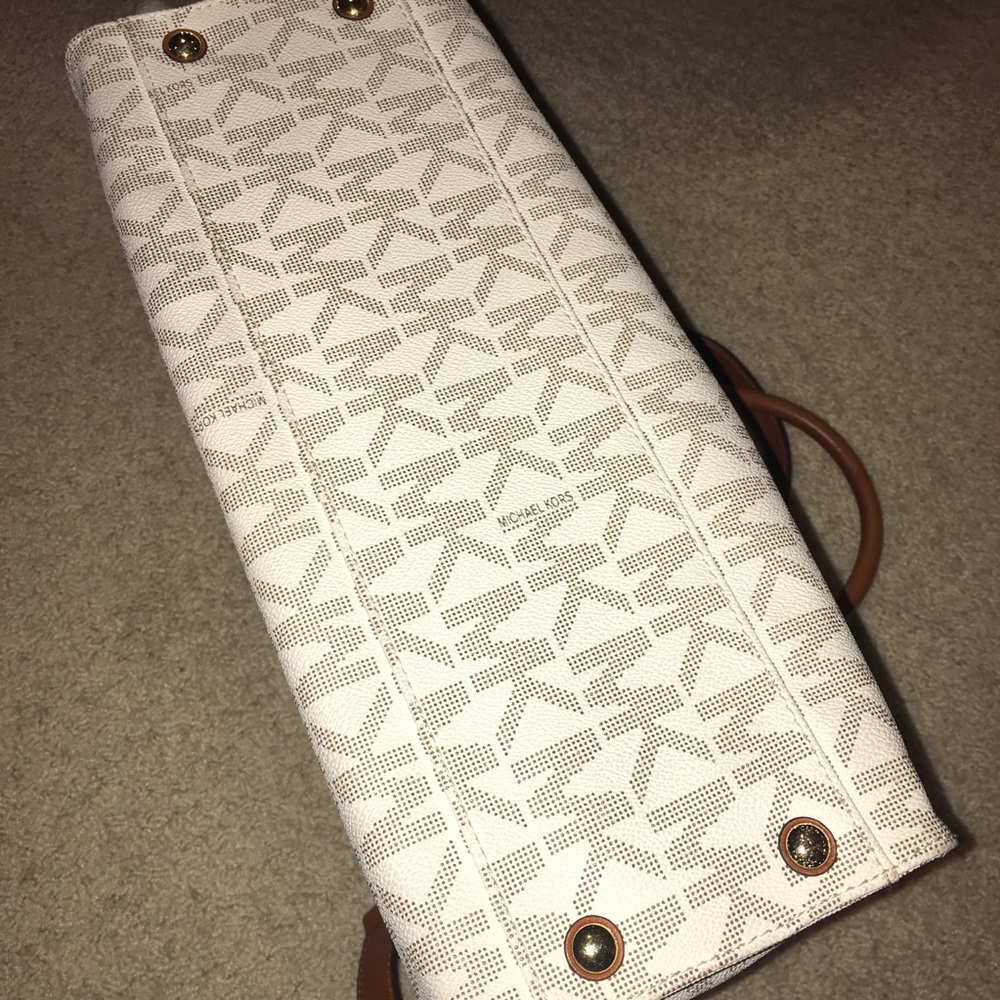 Michael Kors Purse Authentic - image 3